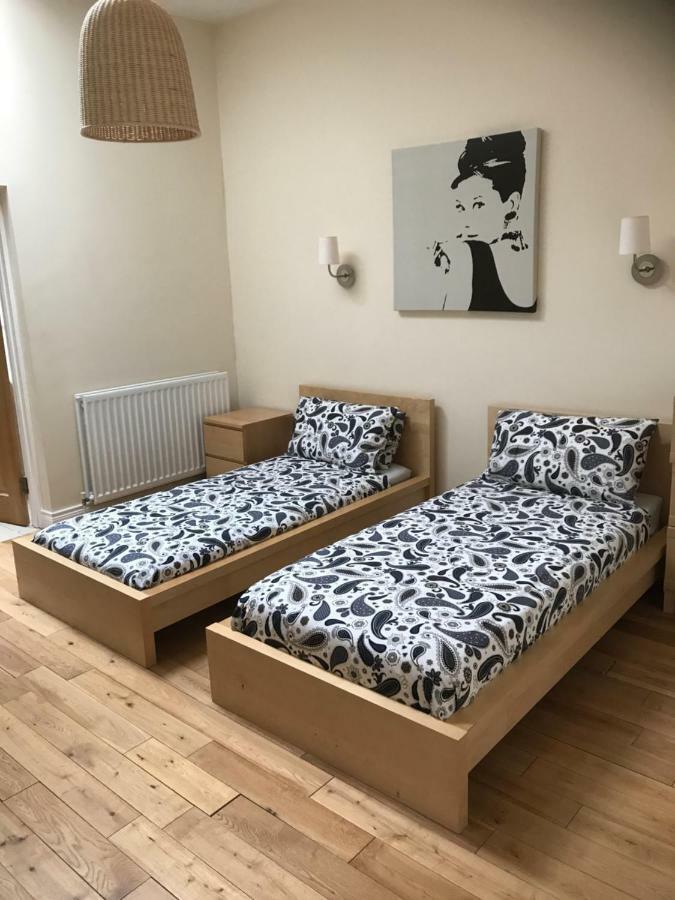 The Views Apartment Нюкасъл Екстериор снимка